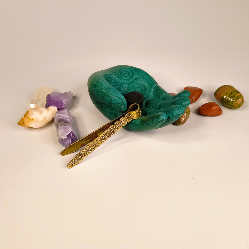 Clește antichizat pentru cărbuni